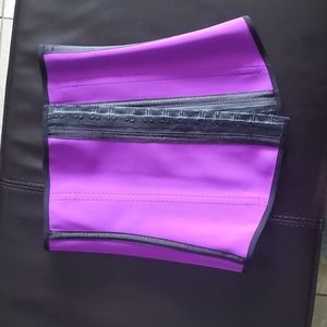 Ann Chery waist trainer- purple